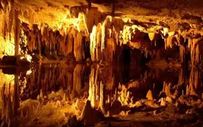 Damlataş Mağarası