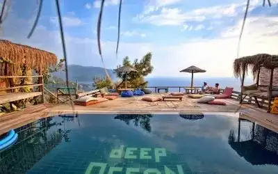 Deep Ocean Bungalows Camping