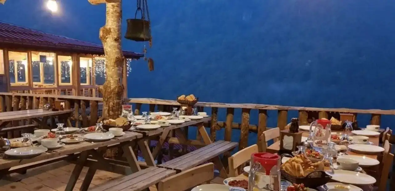 Seyr-i Cennet Dağ Evleri