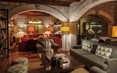 Simurg Inn
