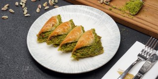  Osmanağa Tatlıcıları