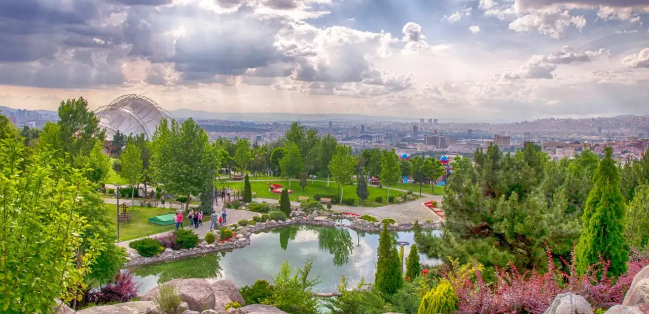 50. Yıl Parkı
