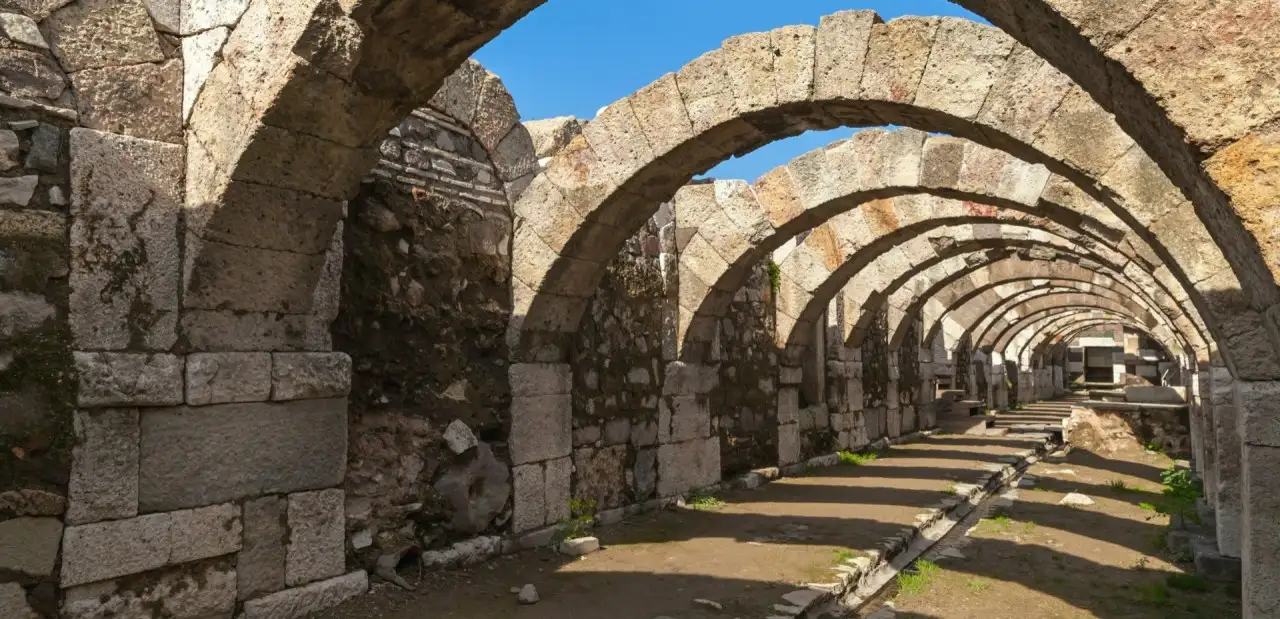 Agora