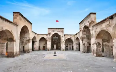 Aksaray Zinciriye Medresesi