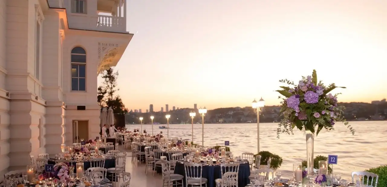 Anadolu Yakası Denize Sıfır Oteller: 10 Otel Önerisi