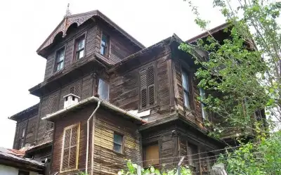 Armutçular Konağı