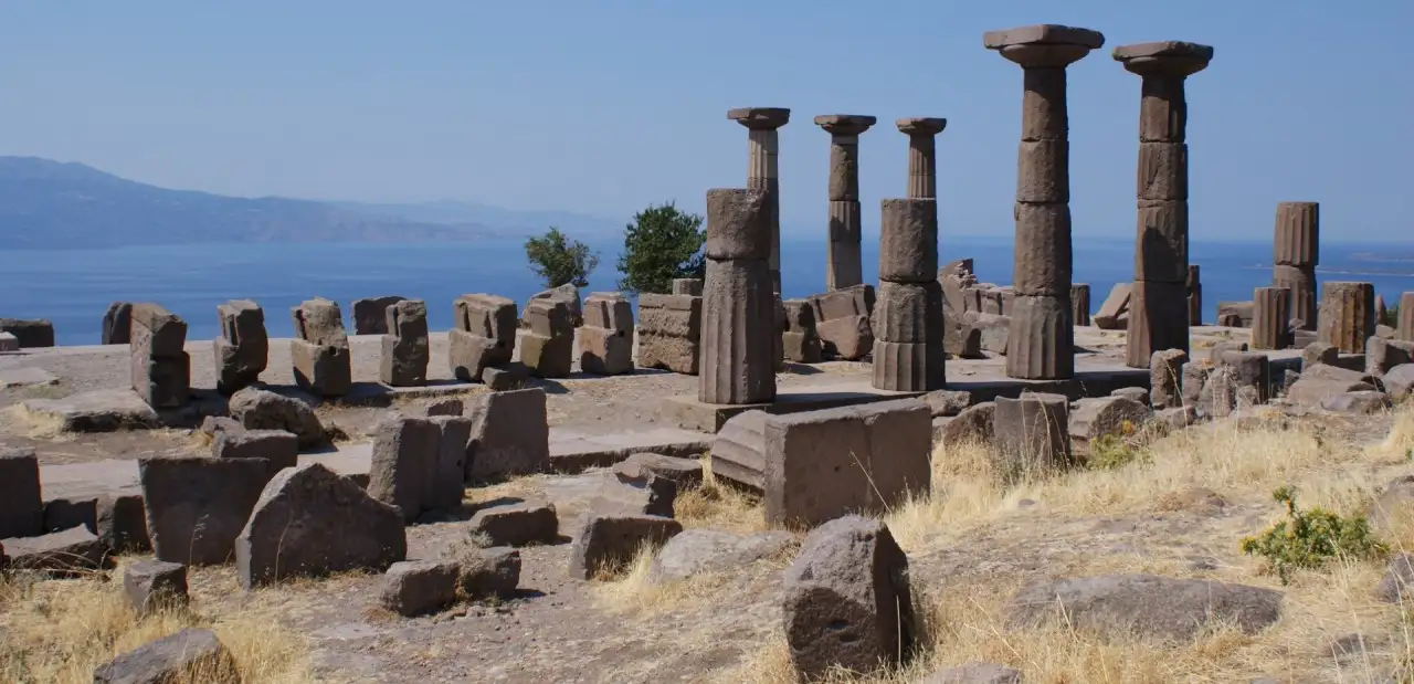 Assos Athena Tapınağı