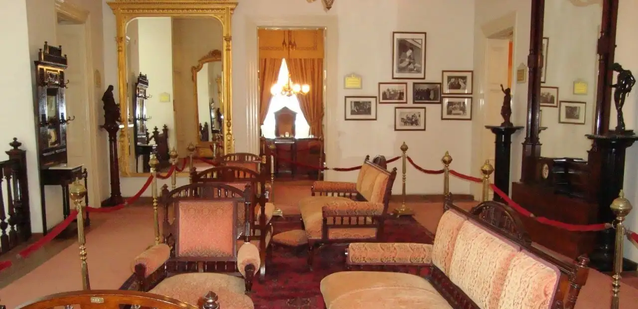 Atatürk Evi Müzesi (İzmir Atatürk Müzesi)