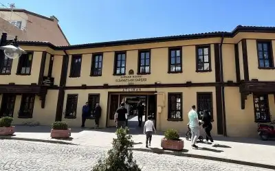 Atlıhan El Sanatları Çarşısı