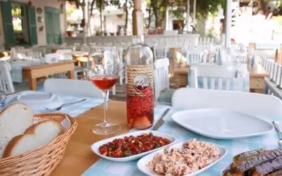 Bi’ Uğra Restaurant & Meyhane