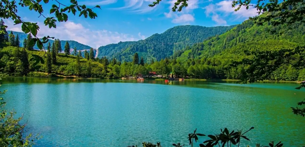 Borçka Karagöl Tabiat Parkı