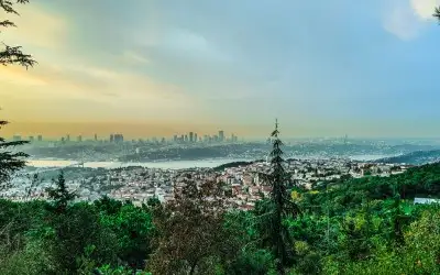 Büyük Çamlıca Tepesi