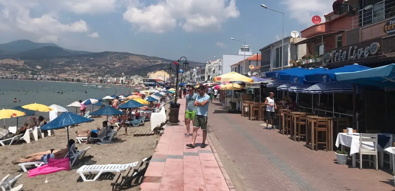 Çandarlı Plajı