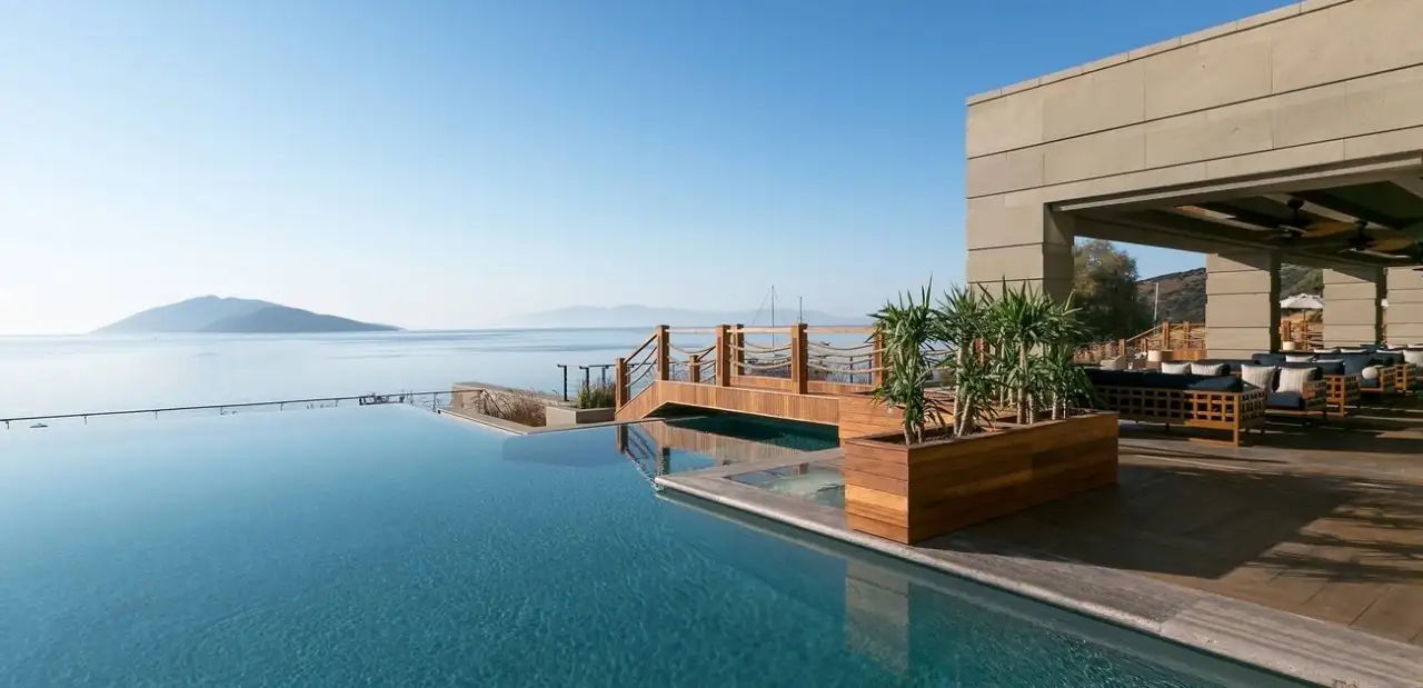 Caresse a Luxury Collection Resort & Spa