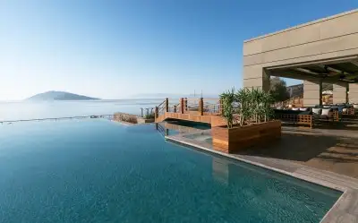 Caresse a Luxury Collection Resort & Spa