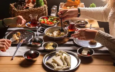 Cihangir Kahvaltı Mekanları: Cihangir’in En İyi 13 Kahvaltıcısı