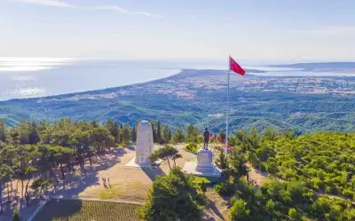 Conkbayırı Atatürk Zafer Anıtı