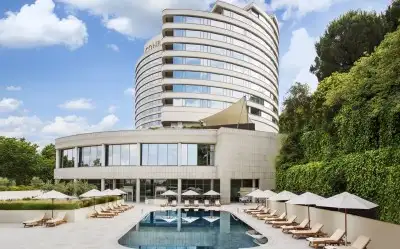 Conrad İstanbul Bosphorus