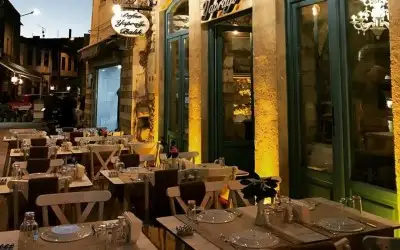 Defne Yaprağı Balık Restaurant