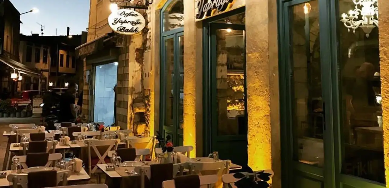 Defne Yaprağı Balık Restaurant