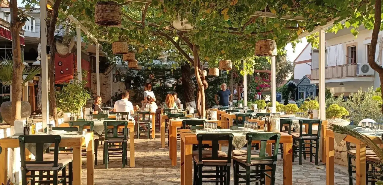 Demeti Kaş