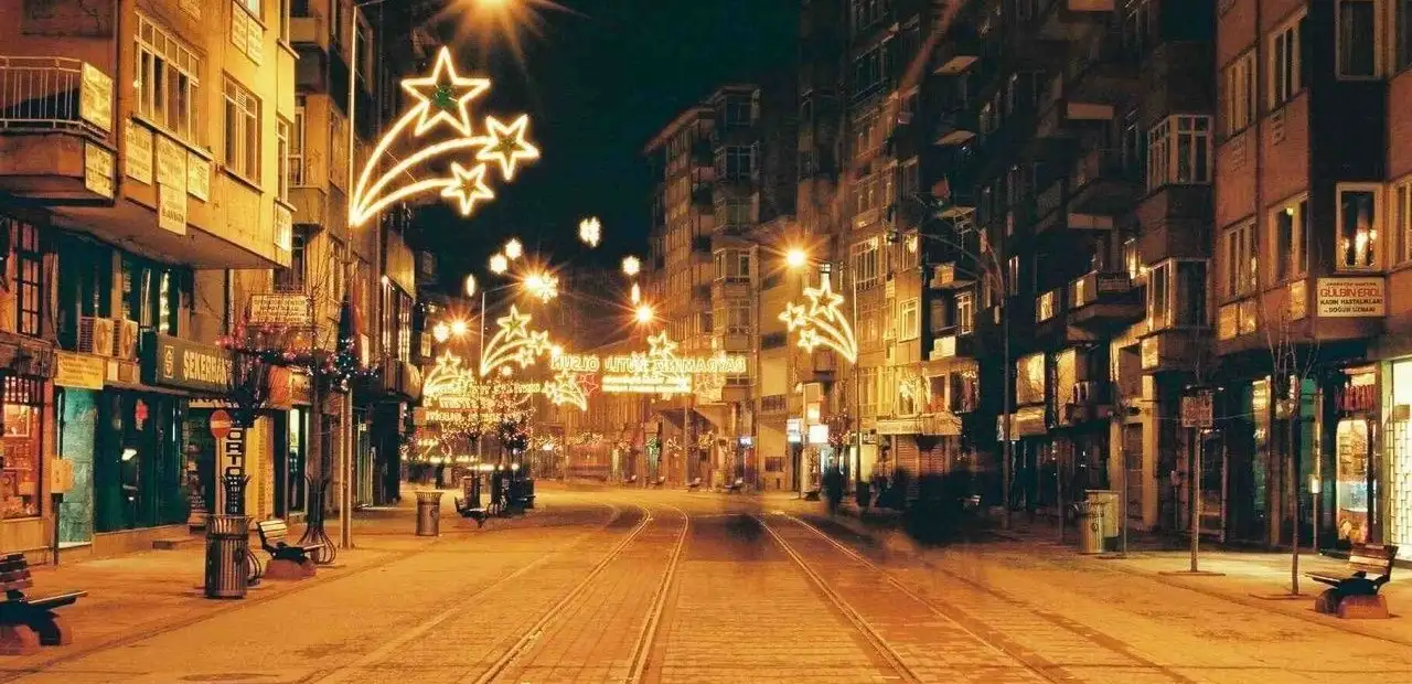 Doktorlar (İsmet İnönü 1) Caddesi