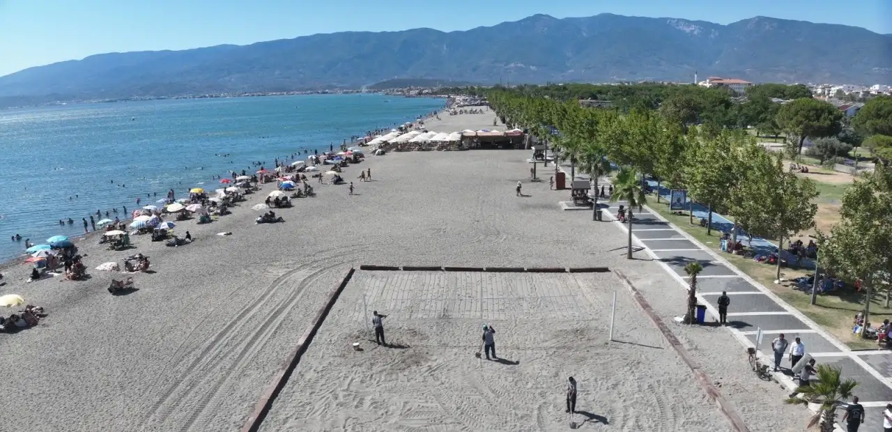 Edremit Altınkum Plajı