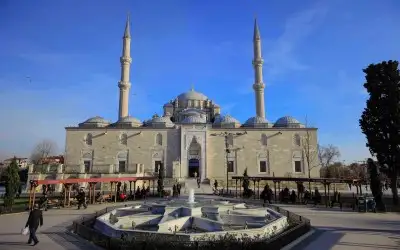 Fatih Camii