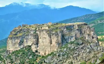 Gevhernik (Ardanuç) Kalesi