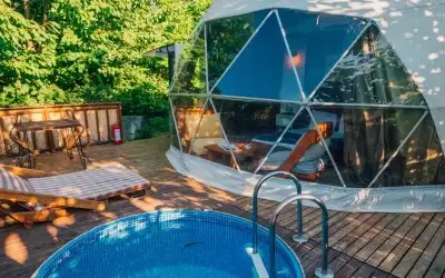 En İyi Glamping Oteller: Doğa ve Lüksü Buluşturan 17 Kamp Alanı