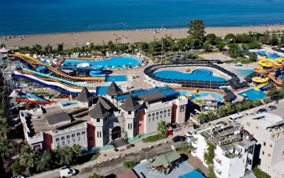 Gümüldür Yalı Castle Aquapark