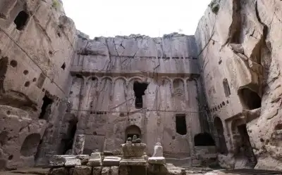 Gümüşler Manastırı