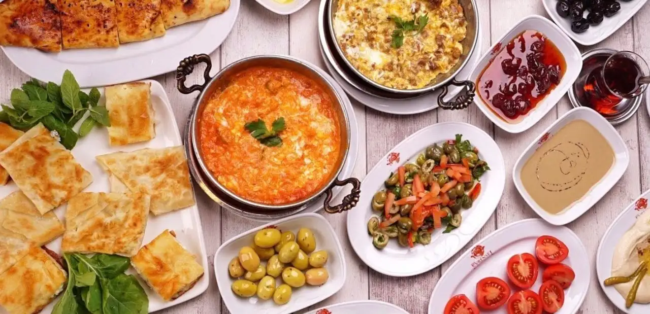 Hak Evrensel Hatay Sofrası