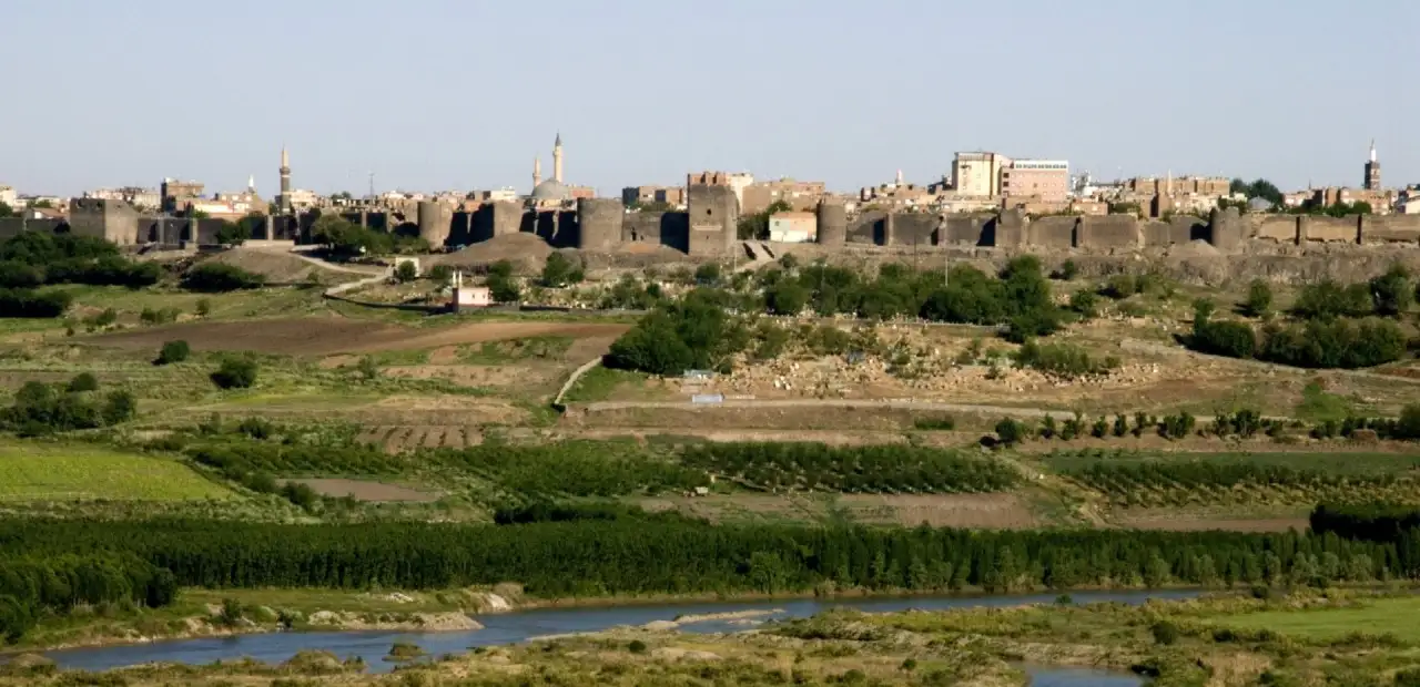 Hevsel Bahçeleri