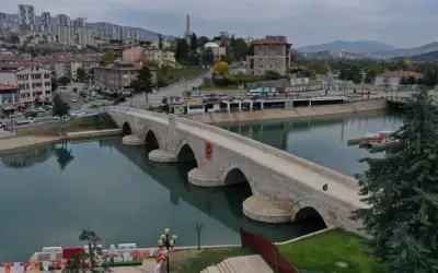 Hıdırlık Köprüsü