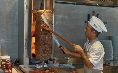 İkamet Döner