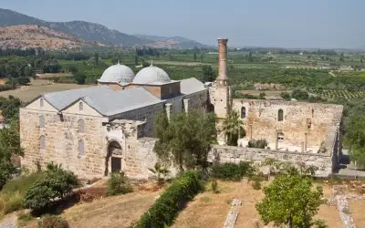 İsa Bey Camii