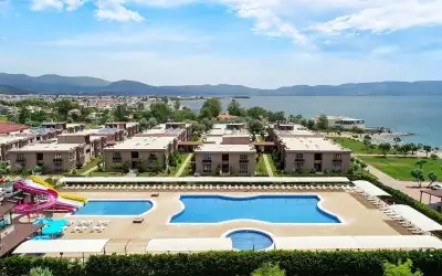 Jura Hotels Altınoluk Thermal