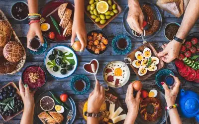 İstanbul'un En İyi Açık Büfe Kahvaltı Mekanları: En İyi 15 Açık Büfe Brunch Mekanı