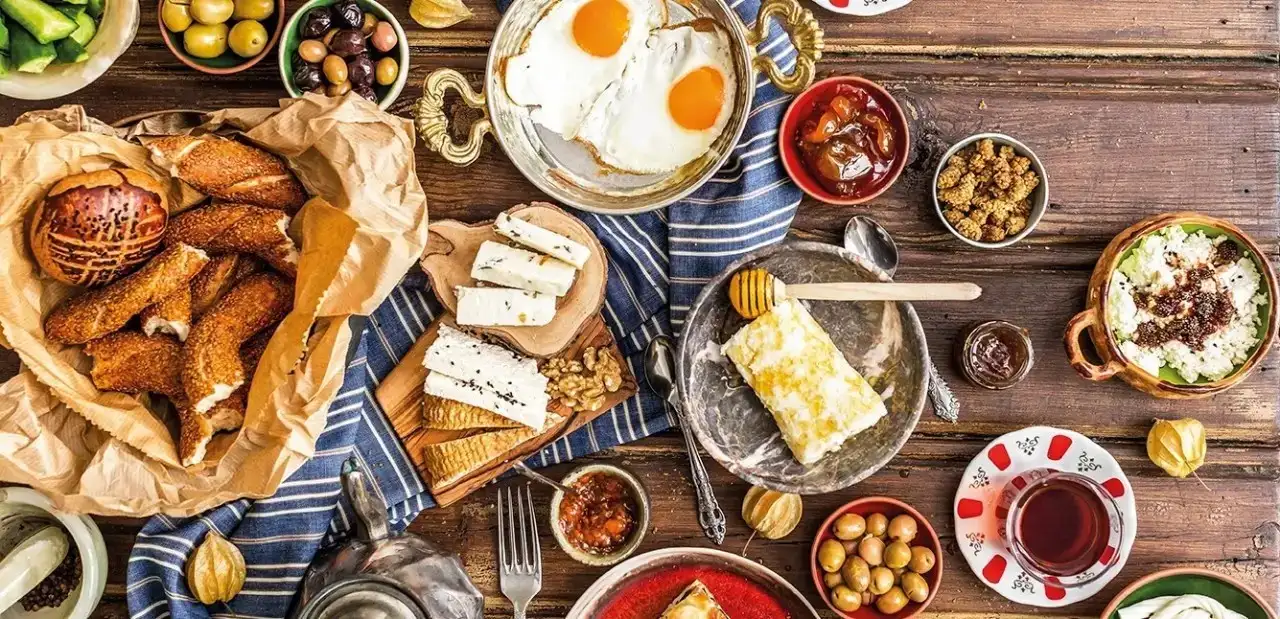 Bodrum En İyi Kahvaltı Mekanları: Bodrum’un En İyi 16 Kahvaltıcısı