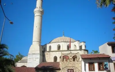 Kuşadası Kaleiçi Camii