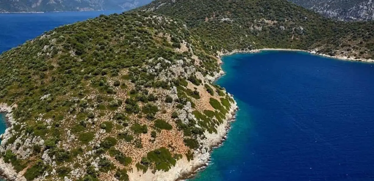 Kameriye Adası