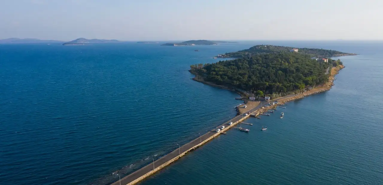 Karantina Adası