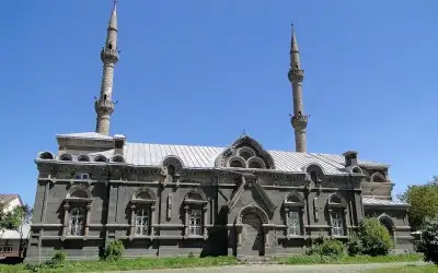 Fethiye Camii (Aleksandr Nevski Kilisesi)