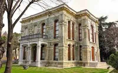 Kasr-ı Hümayun Saray Müzesi