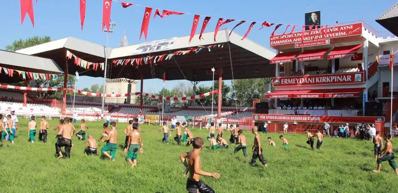 Kırkpınar Er Meydanı