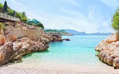 Küçük Çakıl Plajı