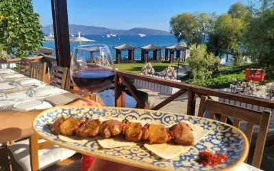 Marina Bistro Neyzar