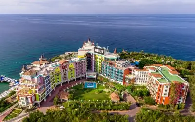 Merit Crystal Cove Hotel & Casino