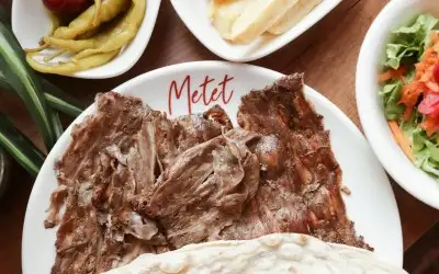 Metet Közde Döner